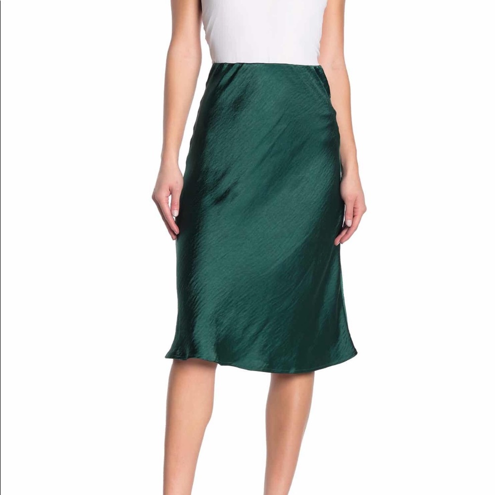 NWT Codexmode satin skirt